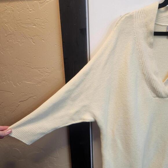 Chico's Women's V-Neck Sweater Size 2X Cream Yellow - Picture 4 of 7